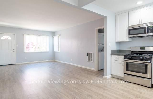 2 Bedroom, 1 Bath with Yard & Washer/Dryer, Pets OK Gallery 4