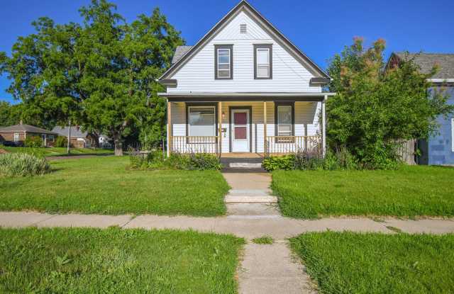 Charming Multi-Level Home with Spacious Yard  Detached Garage! photos photos