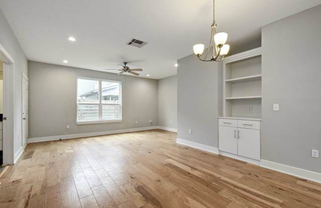4005 Clawson Road Gallery 2