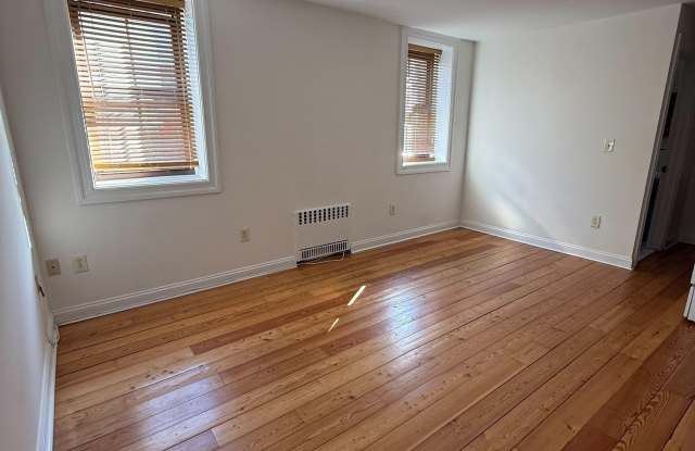 800 BLOOMFIELD ST photos photos