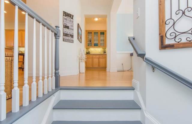 126 McLaren Gates Drive - 1 Gallery 3