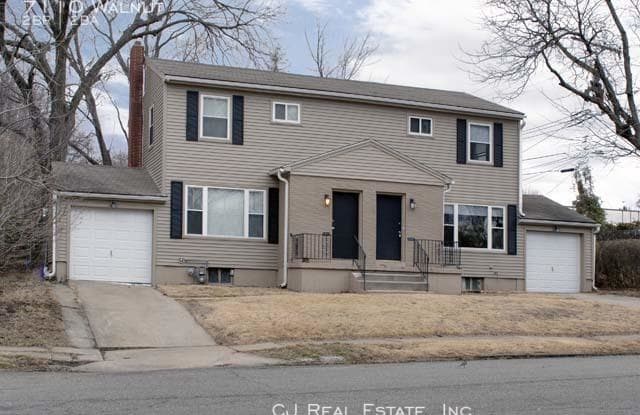 7110 Walnut - 7110 Walnut Street, Kansas City, MO 64114