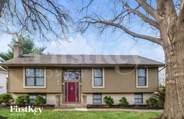 6704 Northwest Mirror Lake Terrace - 6704 Northwest Mirror Lake Terrace, Platte County, MO 64152