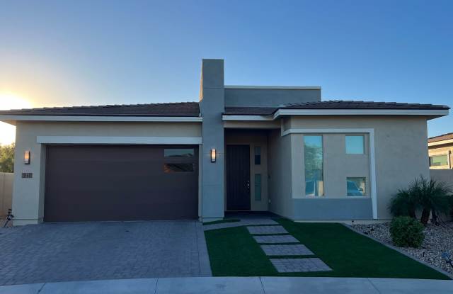 Striking rental in South Chandler! photos photos Striking rental in South Chandler! photos photos