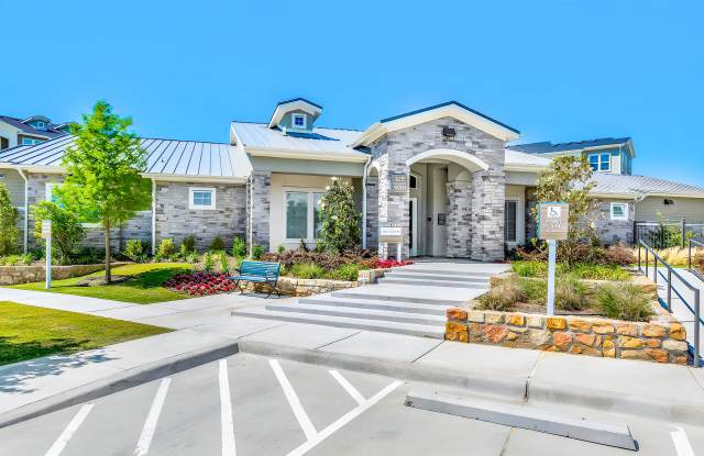 Embree Hill photos photos