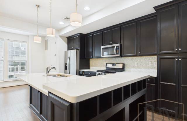 2-bedroom 2.5 bath Luxury Townhome located in Manheim Township- Available Now! photos photos