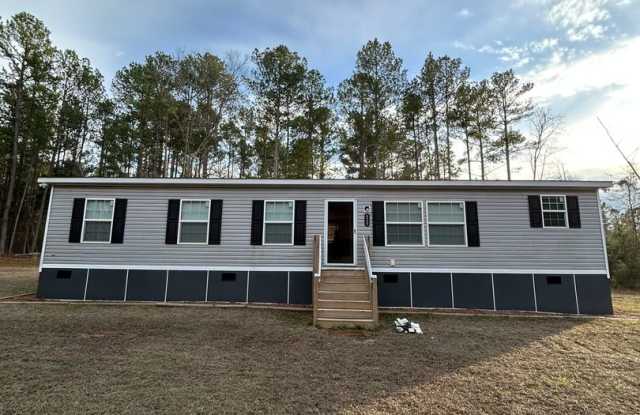 Private 3 Bedroom 2 Bath Home on 4 Acres photos photos