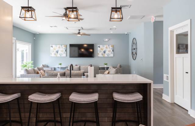 Hickory Woods Apartments Gallery 2