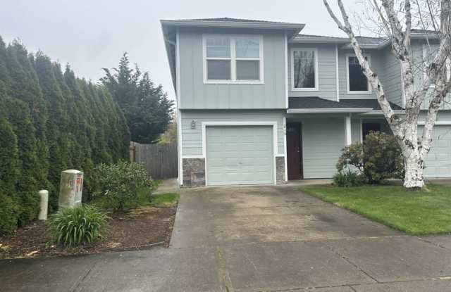 215 Pioneer Drive photos photos