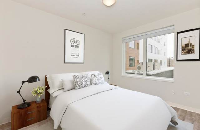 6150 North Broadway photos photos