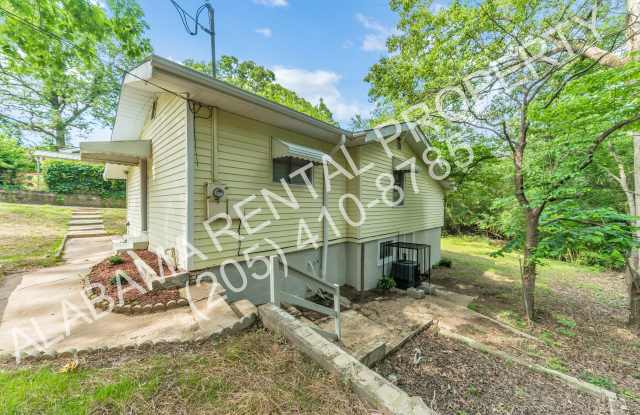 211 Lakeshore Cir Gallery 4