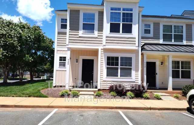 528 Fawnborough Court photos photos