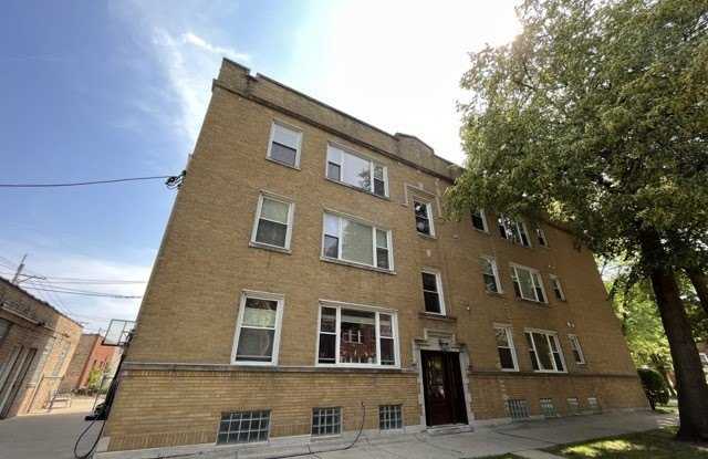 2553 W ARDMORE Avenue photos photos