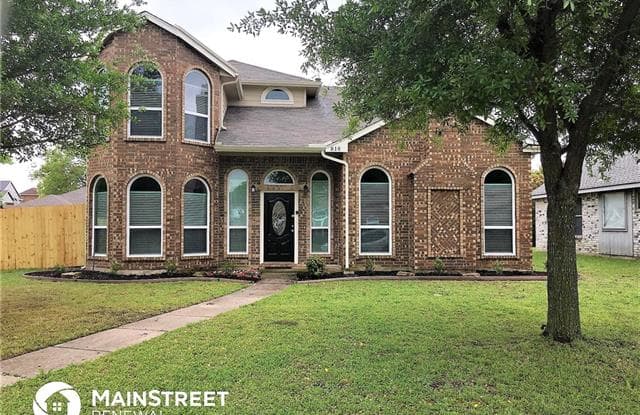 816 Lovern Street - 816 Lovern St, Cedar Hill, TX 75104