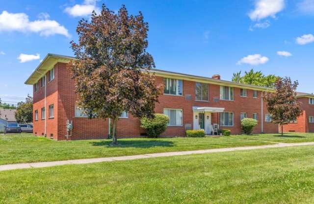 23045 Kelly Road photos photos