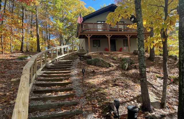 5 Oak Ridge Road - 5 Oak Ridge Road, Carroll County, NH 03849