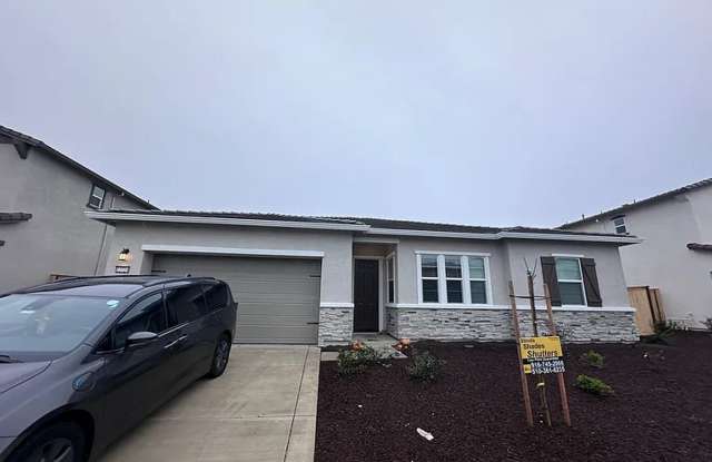 beautifully maintained 4-bedroom, 2.5-bath, 2,500 sq ft in Rancho Cordova, Gallery 1