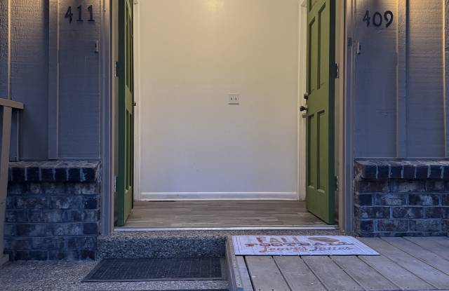409 Quanto Court photos photos