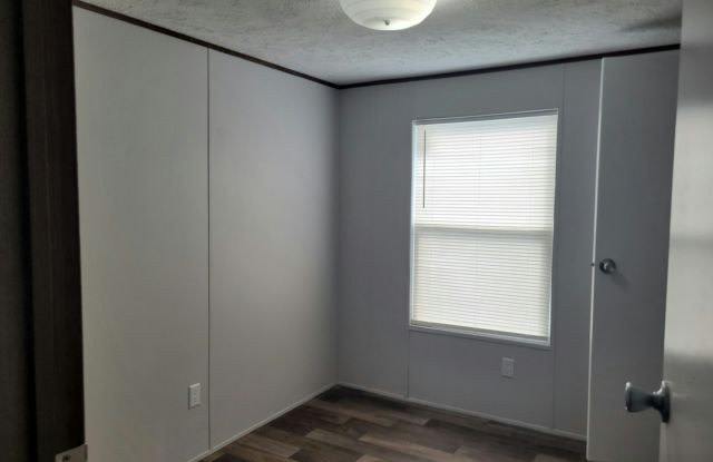 130 Palmetto Tr - 130 Palmetto Terrace, Mango, FL 33584