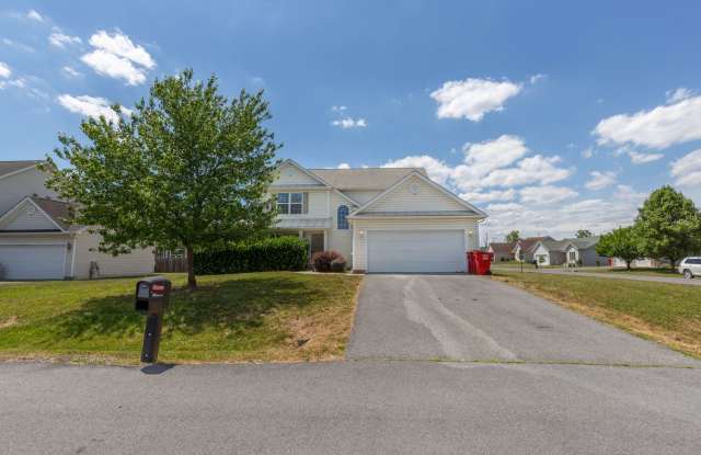 3 Bed, 2.5 Bath, Single Family Home in Martinsburg, WV photos photos