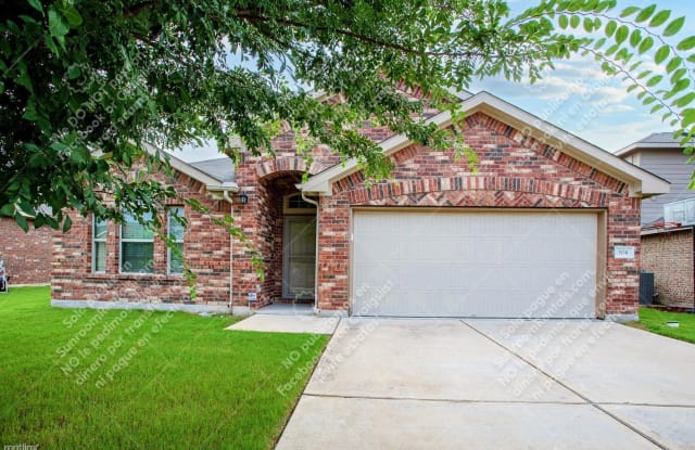 104 Colthorpe Ln - 104 Colthorpe Lane, Hutto, TX 78634