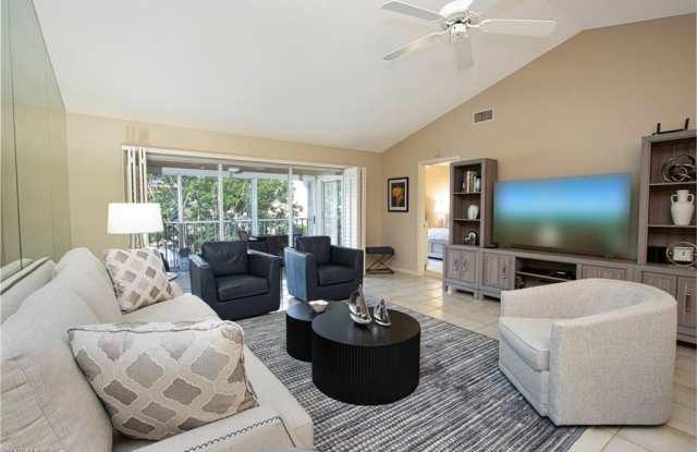 5637 Turtle Bay Dr Gallery 2