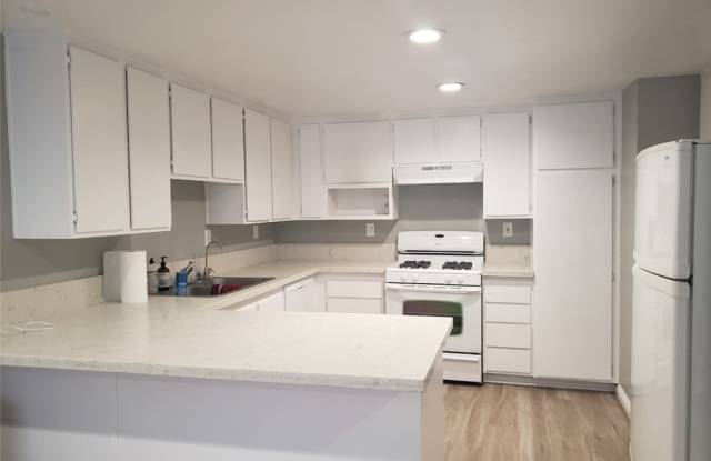 24222 Sylvan Glen Road Gallery 2