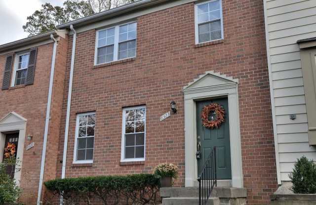 8323 STATIONHOUSE Court photos photos