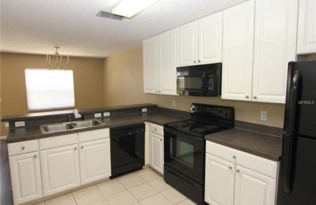 13095 Lexington Summit Street Gallery 4