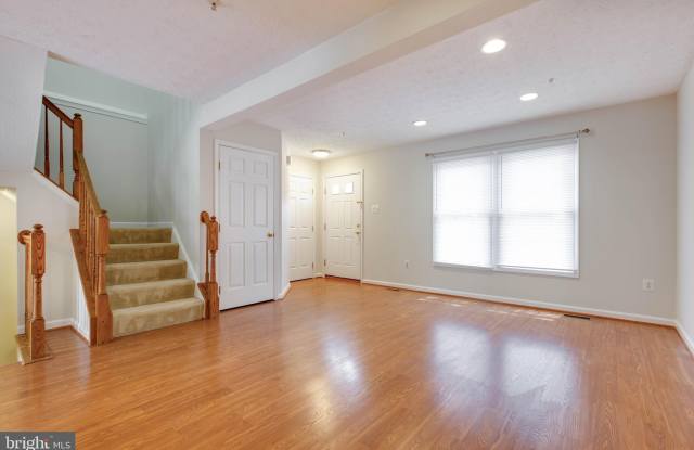 7960 BRIGHTLIGHT PLACE Gallery 4
