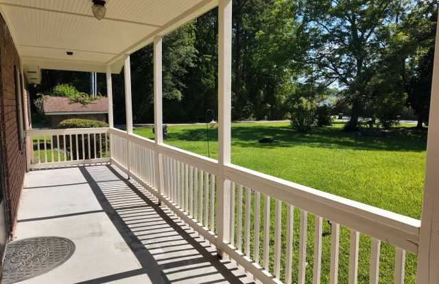 463 Old Moncks Corner Gallery 2