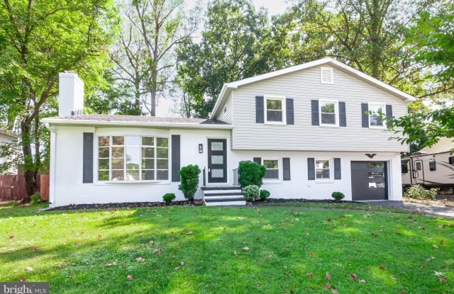19 DEEP DALE DRIVE - 19 Deep Dale Drive, Mays Chapel, MD 21093