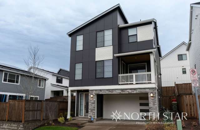 Modern and Spacious near Forest Park photos photos
