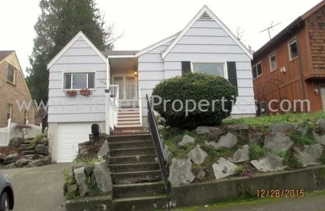 139 South Lafayette Avenue - 139 Lafayette Avenue South, Bremerton, WA 98312