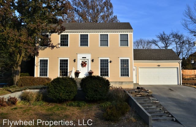 1516 1st St - 1516 1st Street, Clay Center, KS 67432