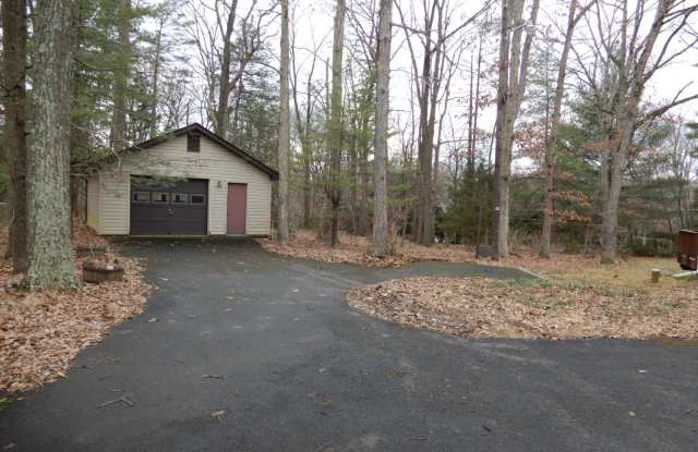 2046 HUNTER MILL ROAD Gallery 3