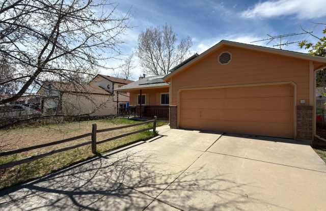 Great Furnished House In Fort Collins with all utilities included photos photos