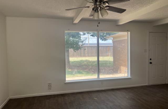 5420 39th Drive photos photos