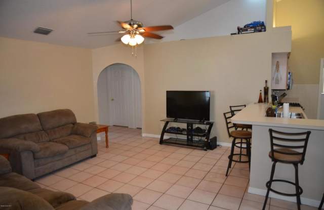 931 Osprey Lane Gallery 3