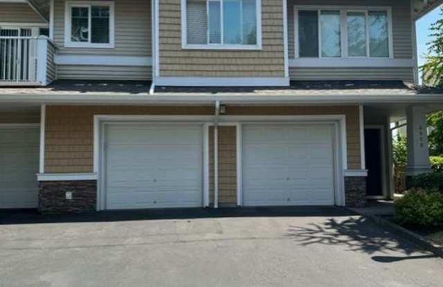 Charming corner 2 bedroom 2 bath with attached Garage! photos photos