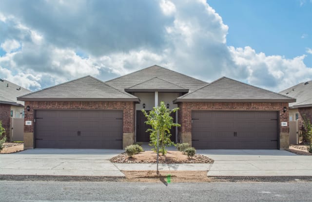 2534 Pahmeyer Rd - 2534 Pahmeyer Road, New Braunfels, TX 78130