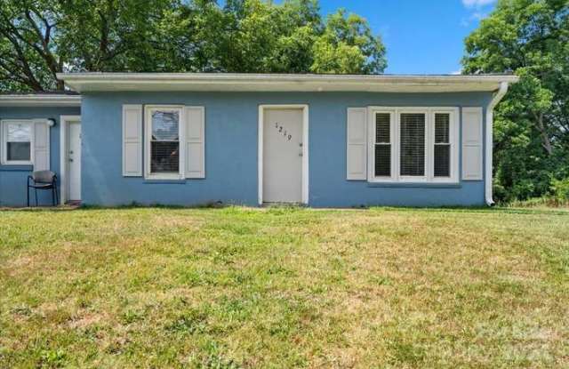 1219 Old Wilkesboro Road - 1219 Old Wilkesboro Road, Salisbury, NC 28144