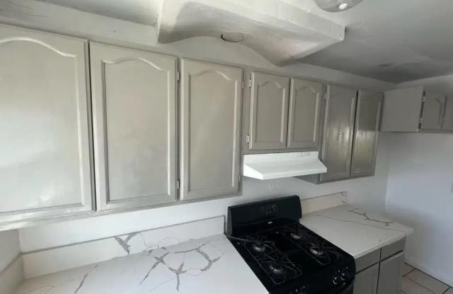 1056 Cedar Avenue photos photos