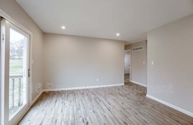 1105 E. Sea Ave - 1105 East Sea Avenue, Independence, MO 64050