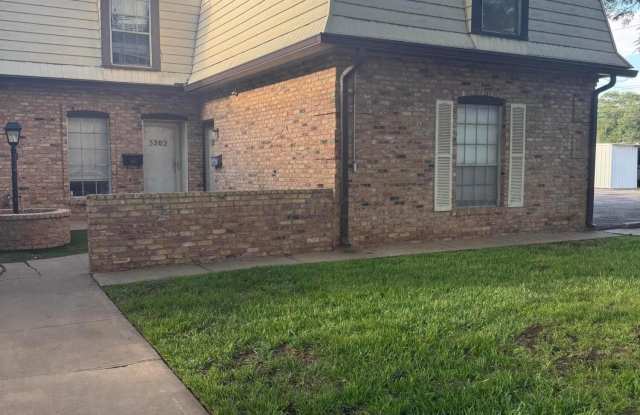 3200 Villa Place photos photos