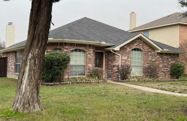 741 Morgan Circle - 741 Morgan Circle, Cedar Hill, TX 75104