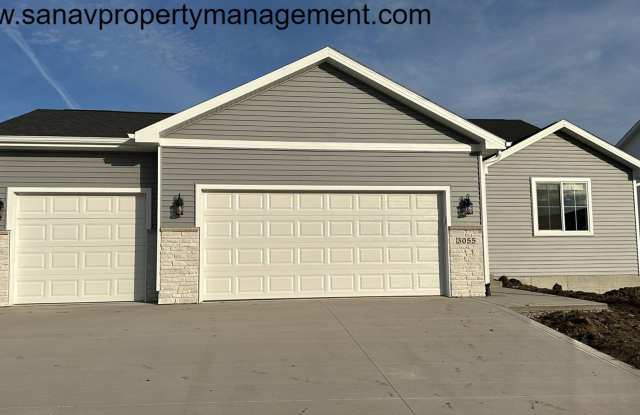 "Discover Opulent Living: Introducing Our New 3BR, 2BA Luxury Haven with 3-Car Garage!" Gallery 1