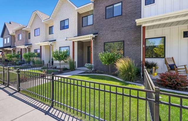 Downtown Townhouse photos photos