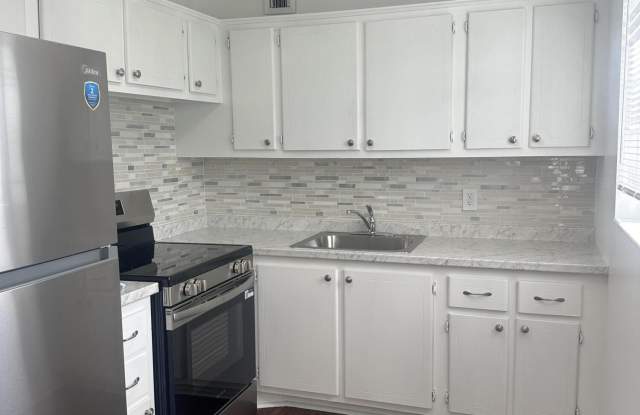 195 WINDSOR I Gallery 3