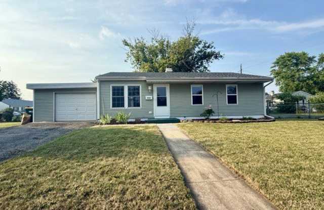 406 Belmont Drive - 406 Belmont Drive, Romeoville, IL 60446